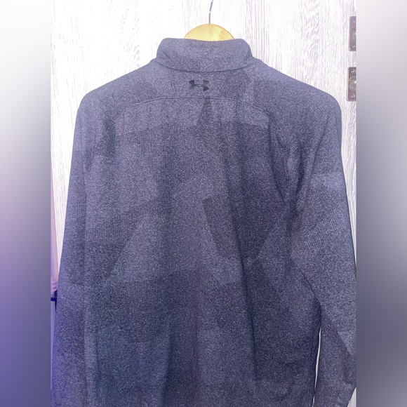 Under Armour Quarter Zip - Picture 4 of 4